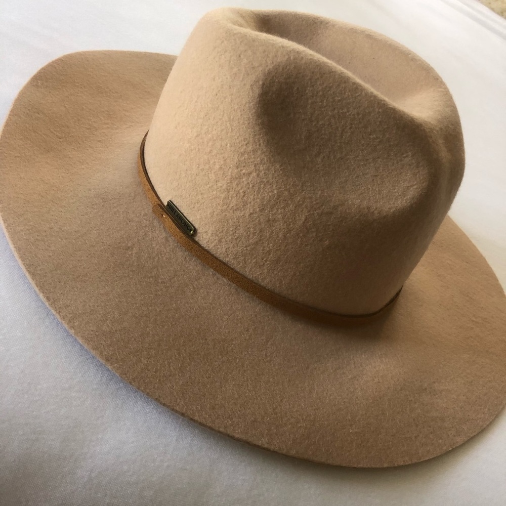 Billabong No Worries Felt Hat- New with Tags